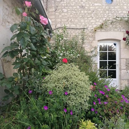 Tetes A L'Air Bed and Breakfast Montils Buitenkant foto