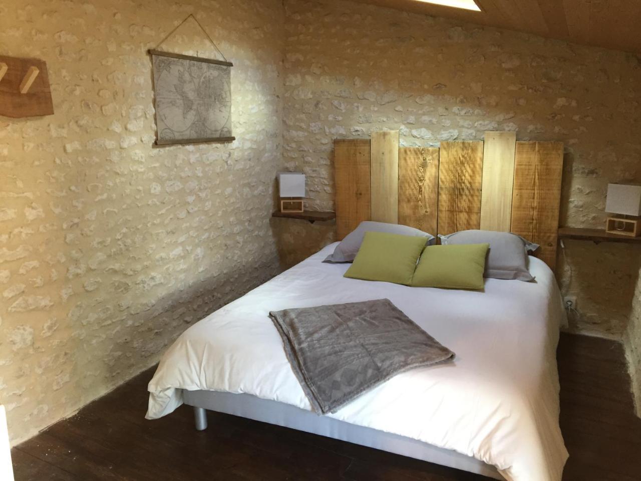 Tetes A L'Air Bed and Breakfast Montils Buitenkant foto