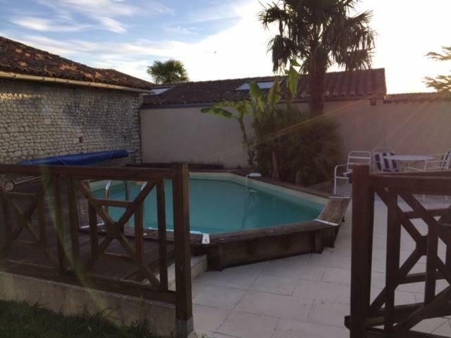 Tetes A L'Air Bed and Breakfast Montils Buitenkant foto