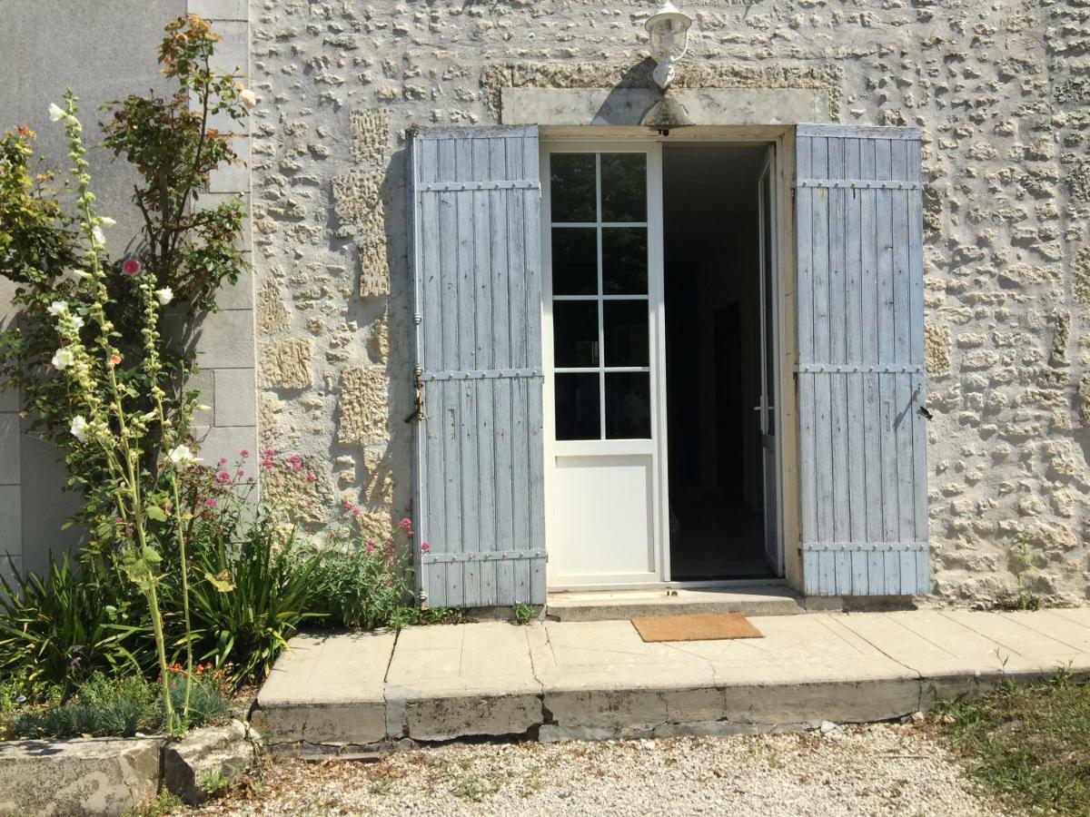 Tetes A L'Air Bed and Breakfast Montils Buitenkant foto